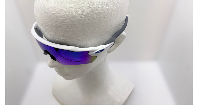 OAKLEYのRadar EV Pathを上から見たイメージ