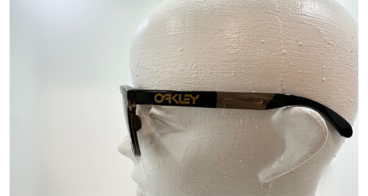 OAKLEYフロッグスキンレンジのアイコン部分のイメージ
