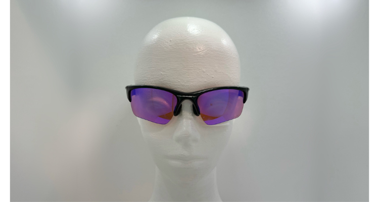 OAKLEYのHalf jacket 2.0XLを正面から見た写真2