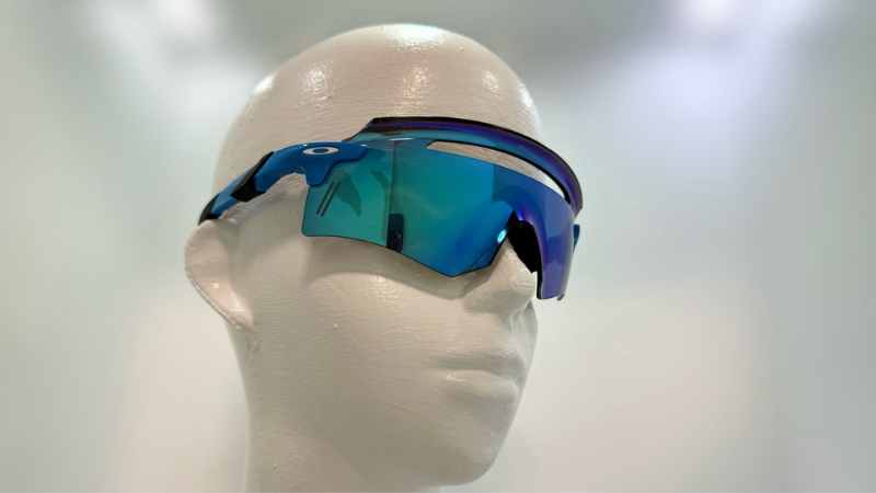 OAKLEY Encoder Squaredを下側から見たイメージ