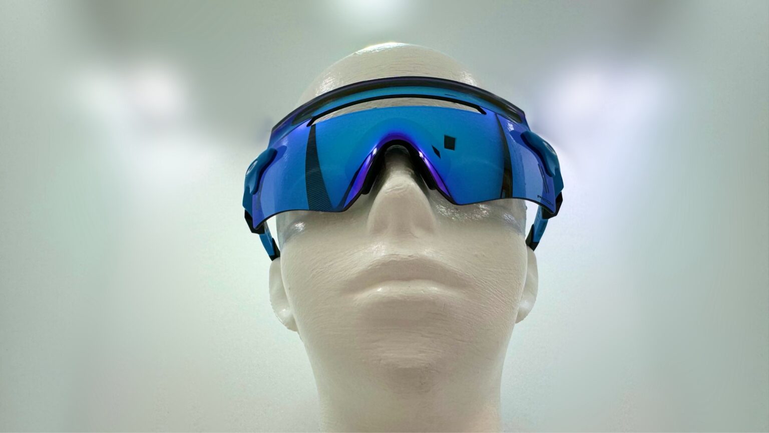 Encoder Squared OAKLEY Encoder Squared(エンコーダー スクエアード) | OAKLEYのサングラスから見える素晴らしい景色!