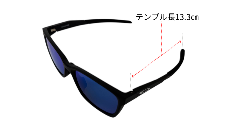 OAKLEYのパラコードのテンプルの長さを図った写真